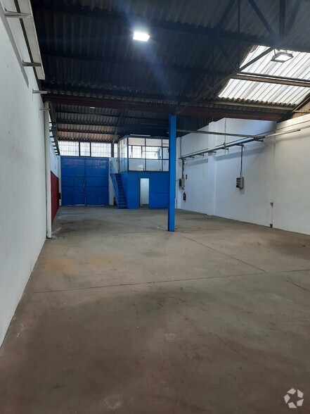 Calle Bernarda García, 16, Madrid, Madrid for lease - Building Photo - Image 3 of 15