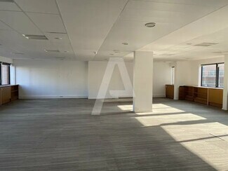 Plus de détails pour 4 Rue Raspail, Ivry-sur-Seine - Bureau à louer