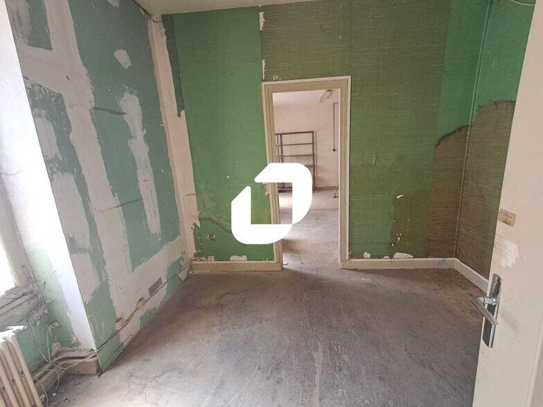 Flex dans Montrouge à louer - Photo du bâtiment - Image 2 de 14