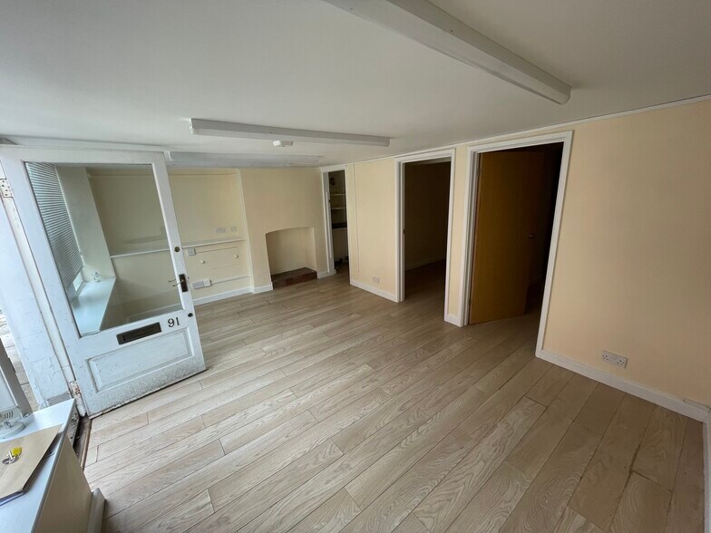 91 Castle St, Salisbury à louer - Photo du bâtiment - Image 2 de 3