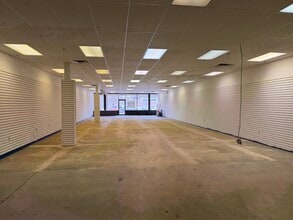 2000-2008 N Township Blvd, Pittston, PA for lease Interior Photo- Image 2 of 3