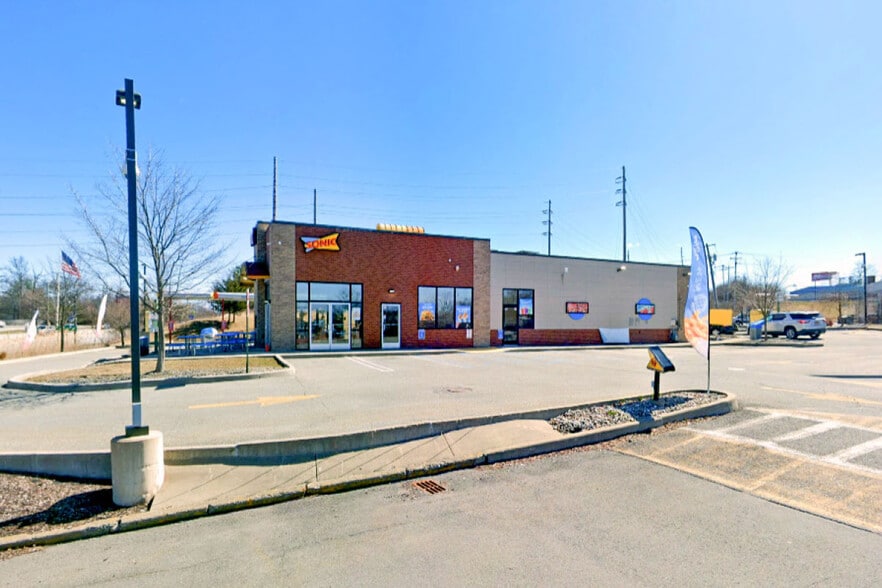 368 E Route 211, Middletown, NY for lease - Building Photo - Image 2 of 7