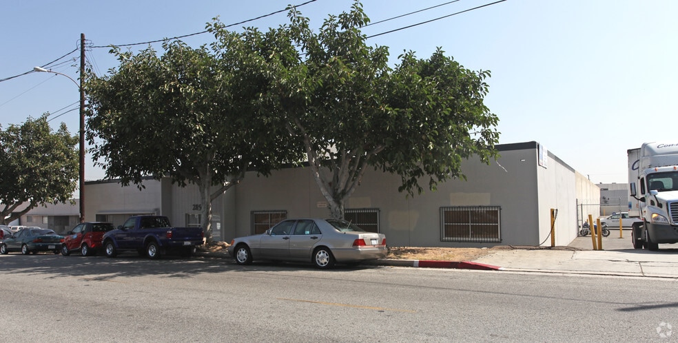 2856 S Vail Ave, Commerce, CA for lease - Building Photo - Image 2 of 9