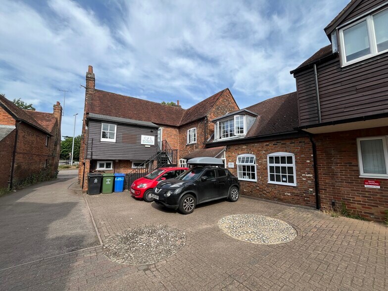 17 High St, Stevenage à vendre - Photo du bâtiment - Image 2 de 23