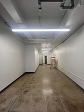 262 W 38th St, New York, NY for lease Interior Photo- Image 1 of 2
