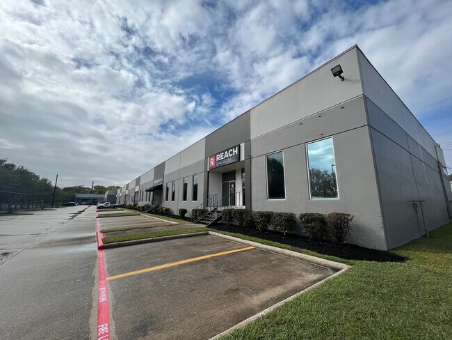 More details for 16920 Texas Ave, Webster, TX - Industrial for Lease