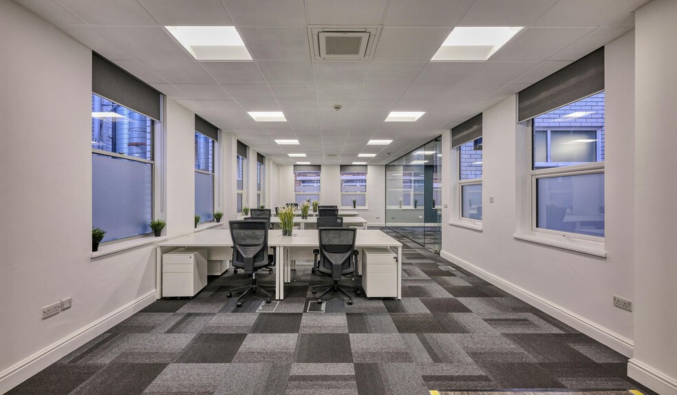 11 Waterloo St, Birmingham for lease - Primary Photo - Image 1 of 30