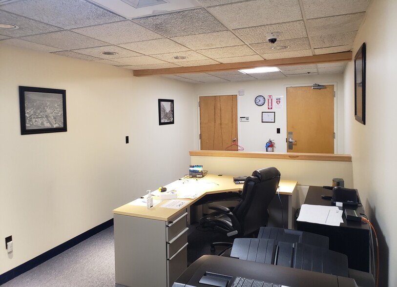 300 Wildwood Ave, Woburn, MA for lease - Building Photo - Image 3 of 19