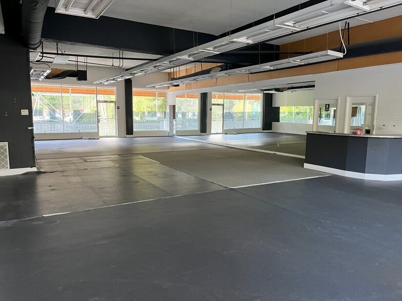 23 Orinda Way, Orinda, CA à louer - Photo du bâtiment - Image 3 de 8