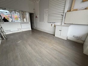 260 Conway St, Birkenhead for lease Interior Photo- Image 2 of 11
