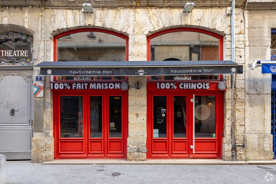 7 Rue Des Marronniers, Lyon à louer - Photo du bâtiment - Image 3 de 3