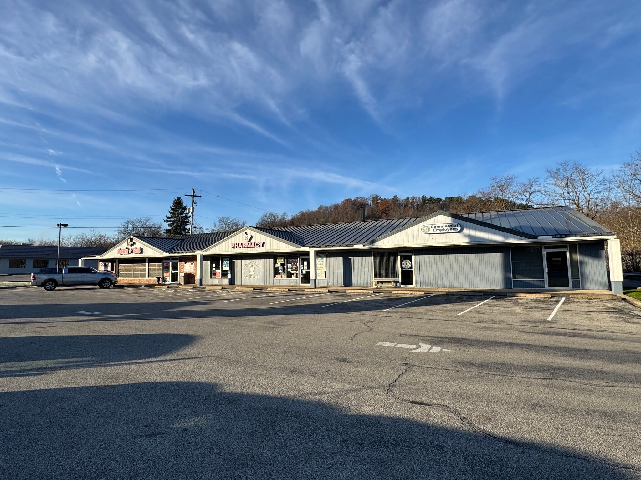 195 Sheffield Dr, Delmont, PA for lease Primary Photo- Image 1 of 5