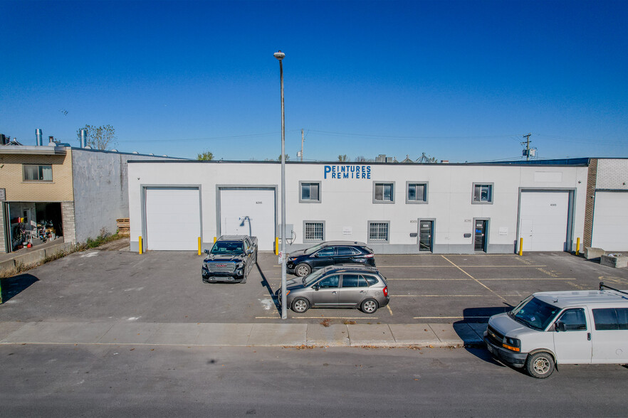 8295-8305 Creusot Rue, Montréal, QC à louer - Photo du bâtiment - Image 1 de 9