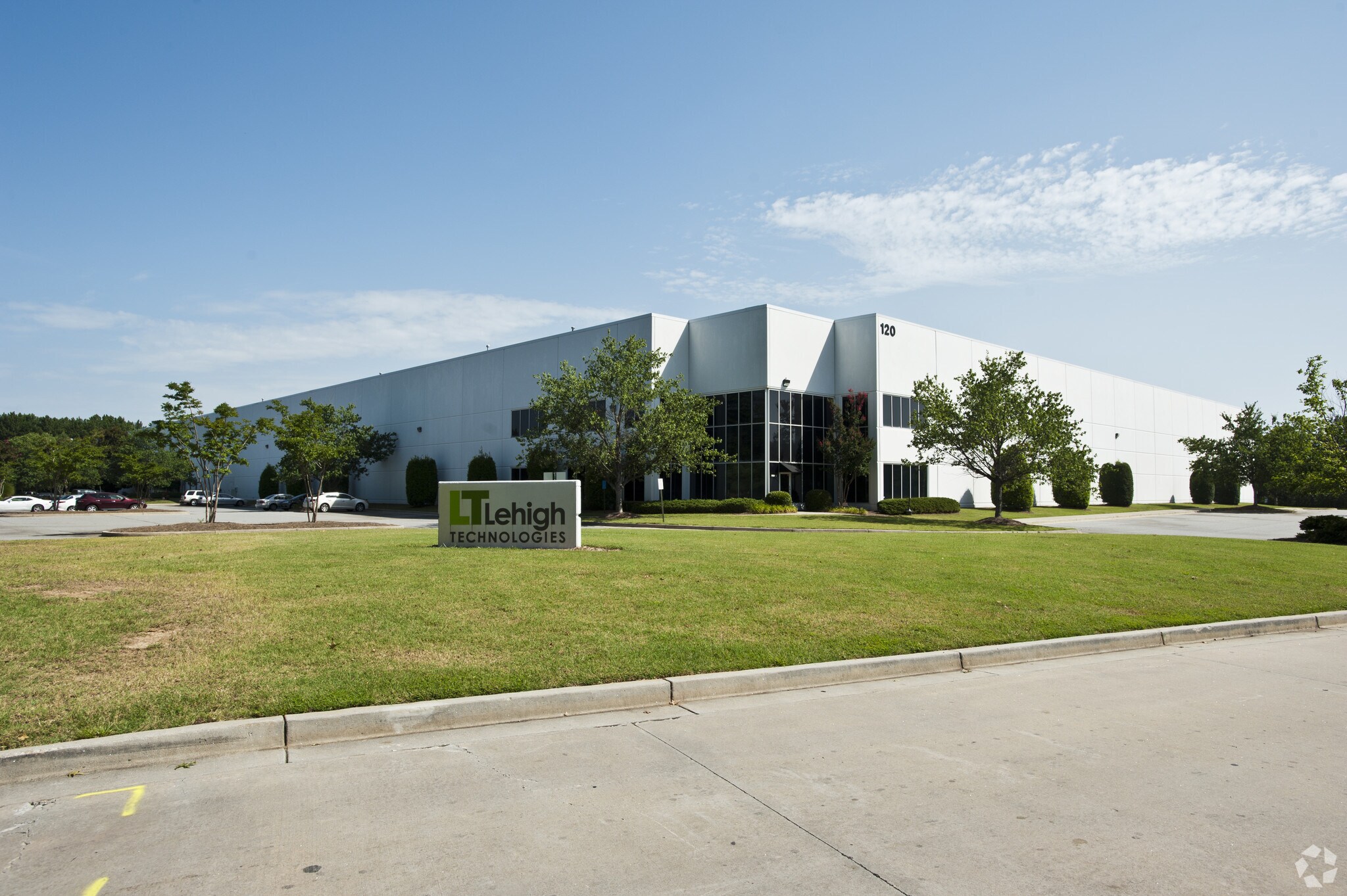 120 Royal Woods Ct, Tucker, GA for lease Primary Photo- Image 1 of 10