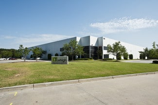 Plus de détails pour 120 Royal Woods Ct, Tucker, GA - Industriel à louer