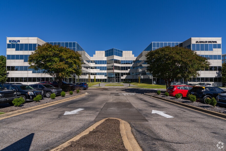 6000 Poplar Ave, Memphis, TN for lease - Primary Photo - Image 1 of 11