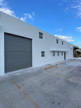 More details for 1705-1707 W 32nd Pl, Hialeah, FL - Industrial for Lease