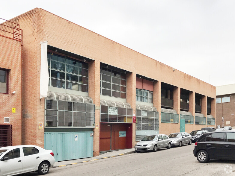 Calle De Manuel Tovar, 16, Madrid, Madrid for lease - Primary Photo - Image 1 of 4