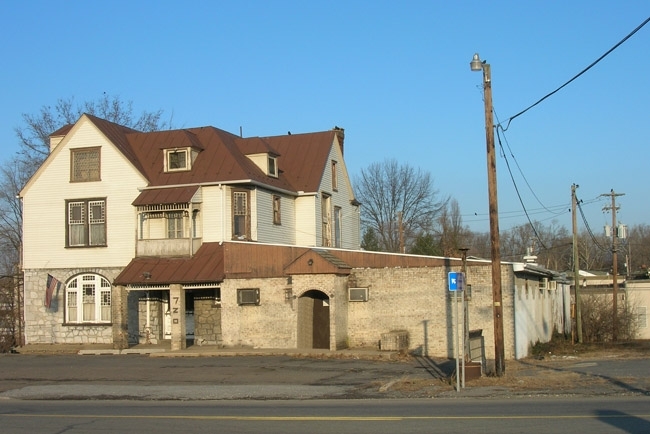 720-724 N Hanover St, Carlisle, PA à vendre - Photo principale - Image 1 de 1