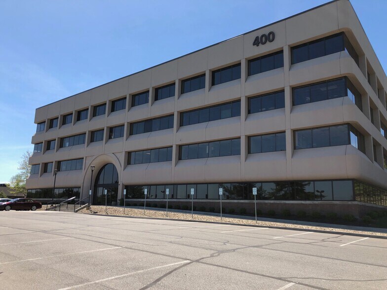 400 Mosites Way, Pittsburgh, PA à louer - Photo du bâtiment - Image 2 de 11