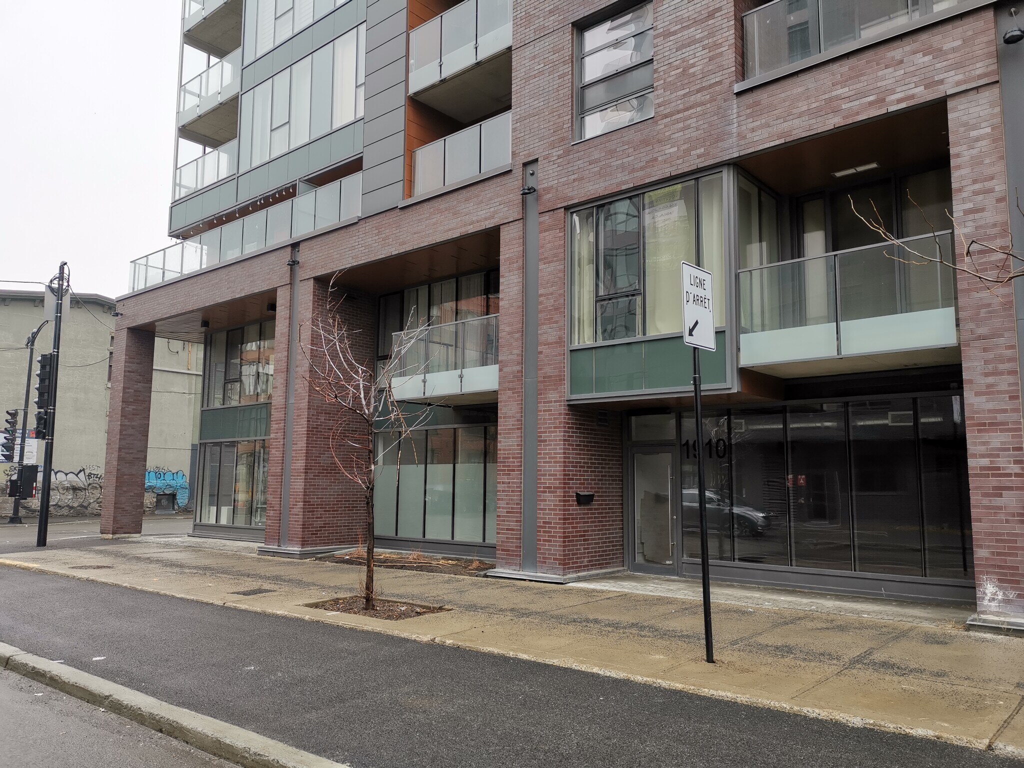 1910 Rue William, Montréal, QC for sale Primary Photo- Image 1 of 1