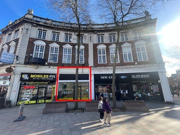 2-6 Market Gate, Warrington for lease - Primary Photo - Image 1 of 11