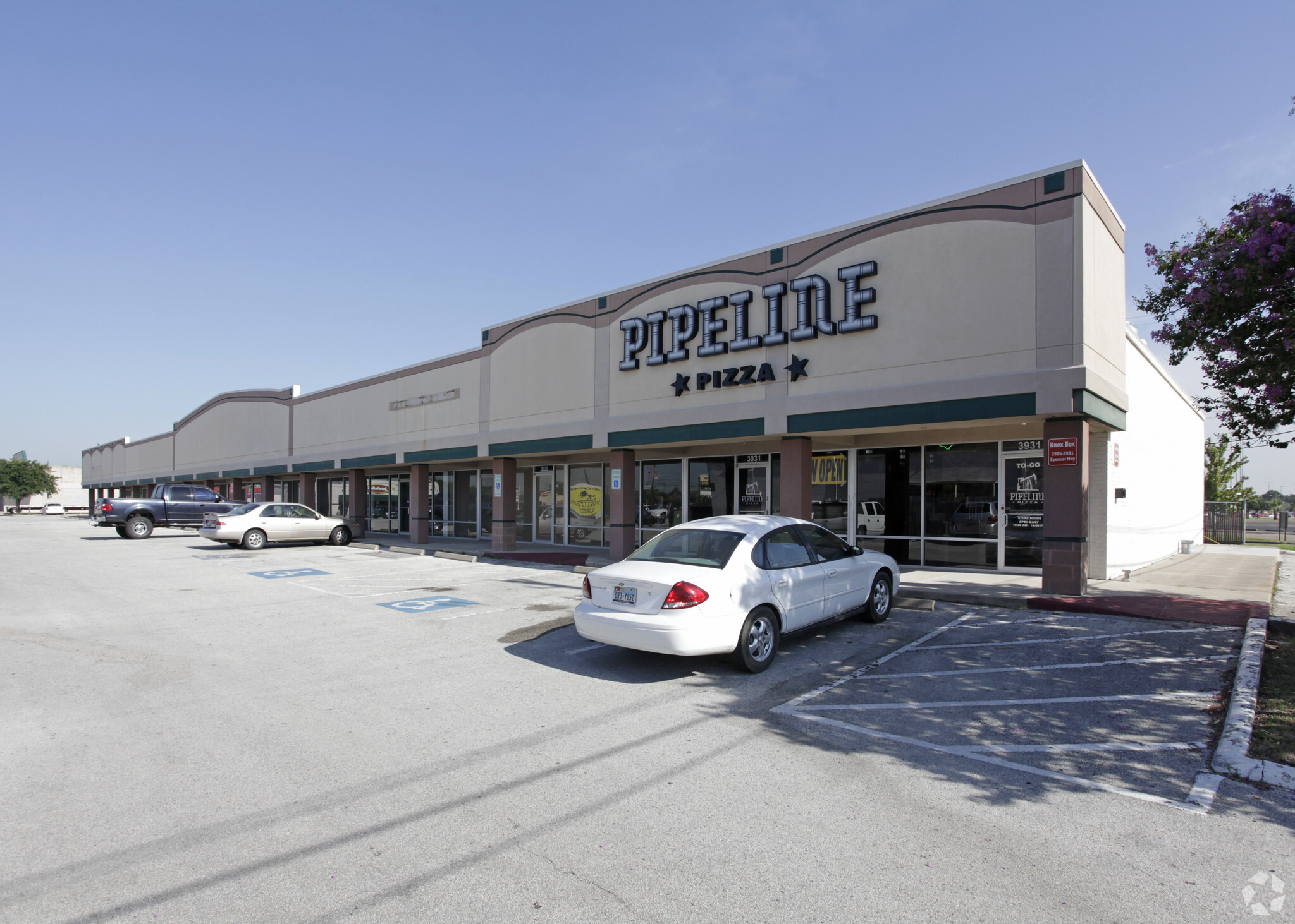 3901-3937 Spencer Hwy, Pasadena, TX for lease Primary Photo- Image 1 of 6