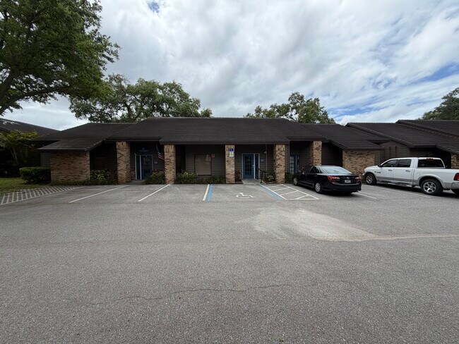 Plus de détails pour 28469 US Highway 19 N, Clearwater, FL - Bureau à vendre