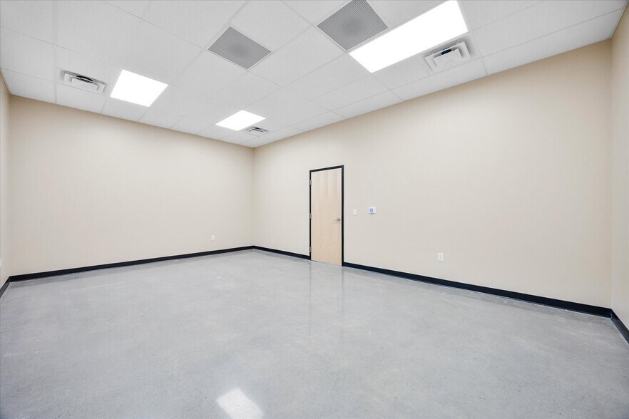 1305 Industrial Dr, Royse City, TX à louer - Photo intérieure - Image 3 de 16