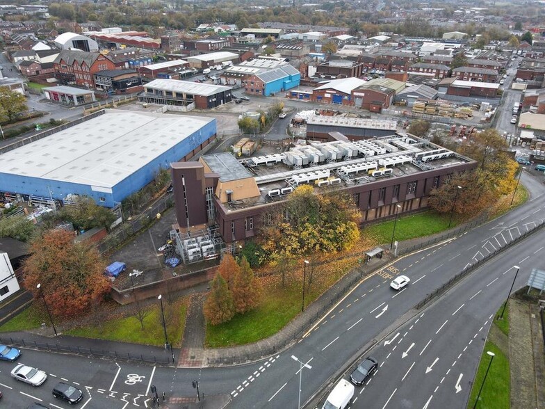 Pitt St, Rochdale for lease - Building Photo - Image 2 of 4