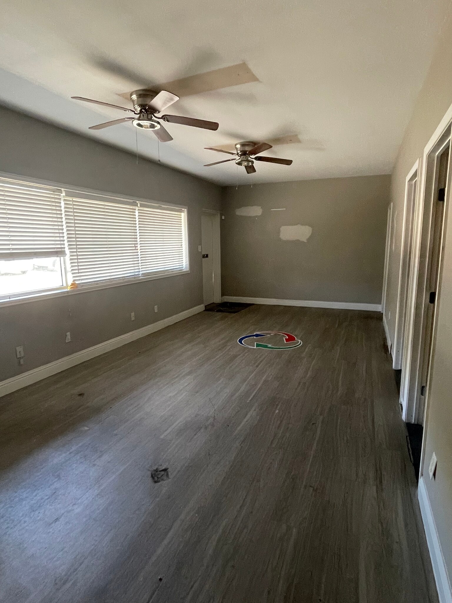 16321 Loch Katrine Ln, Houston, TX for lease Interior Photo- Image 1 of 5