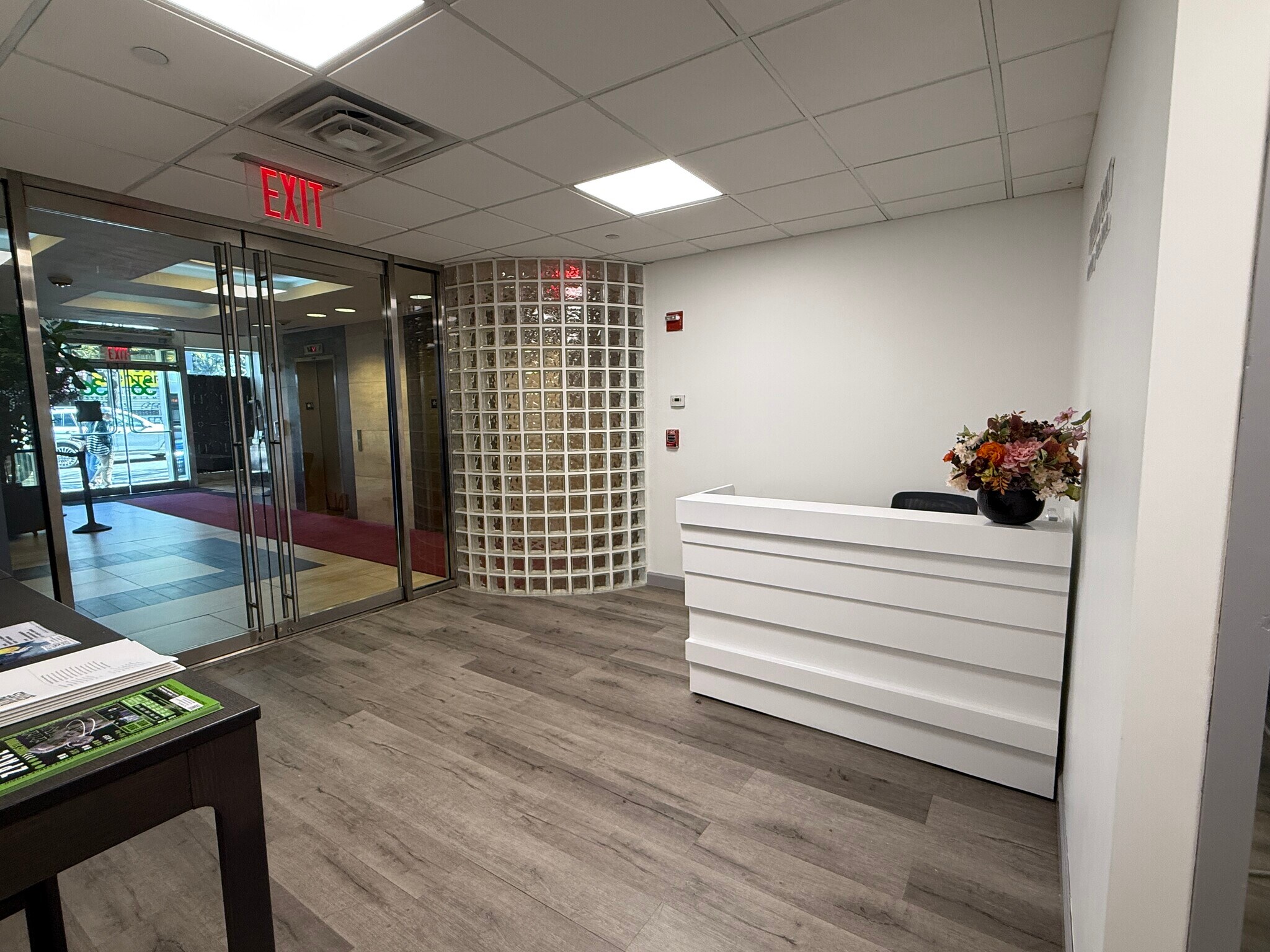 36-36 Main St, Flushing, NY for lease Interior Photo- Image 1 of 4