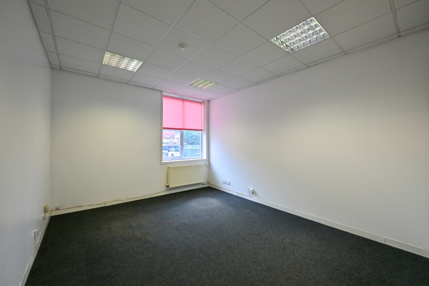 Harborne Ln, Birmingham for lease - Building Photo - Image 2 of 2
