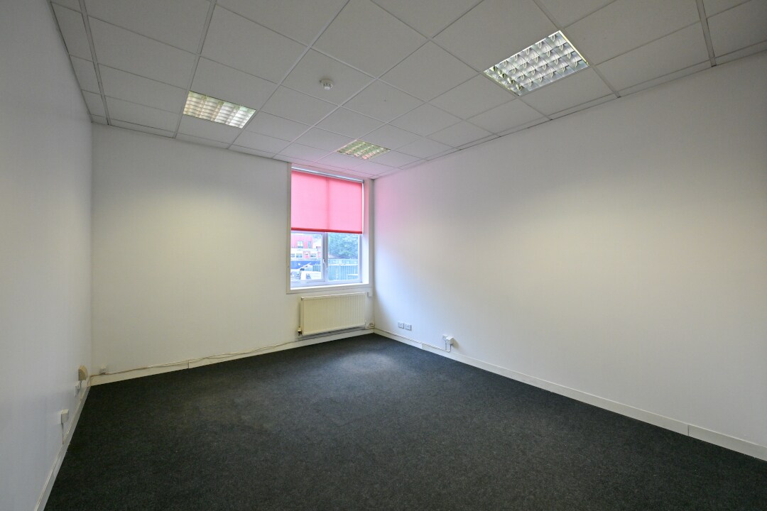 Harborne Ln, Birmingham for lease Building Photo- Image 1 of 3