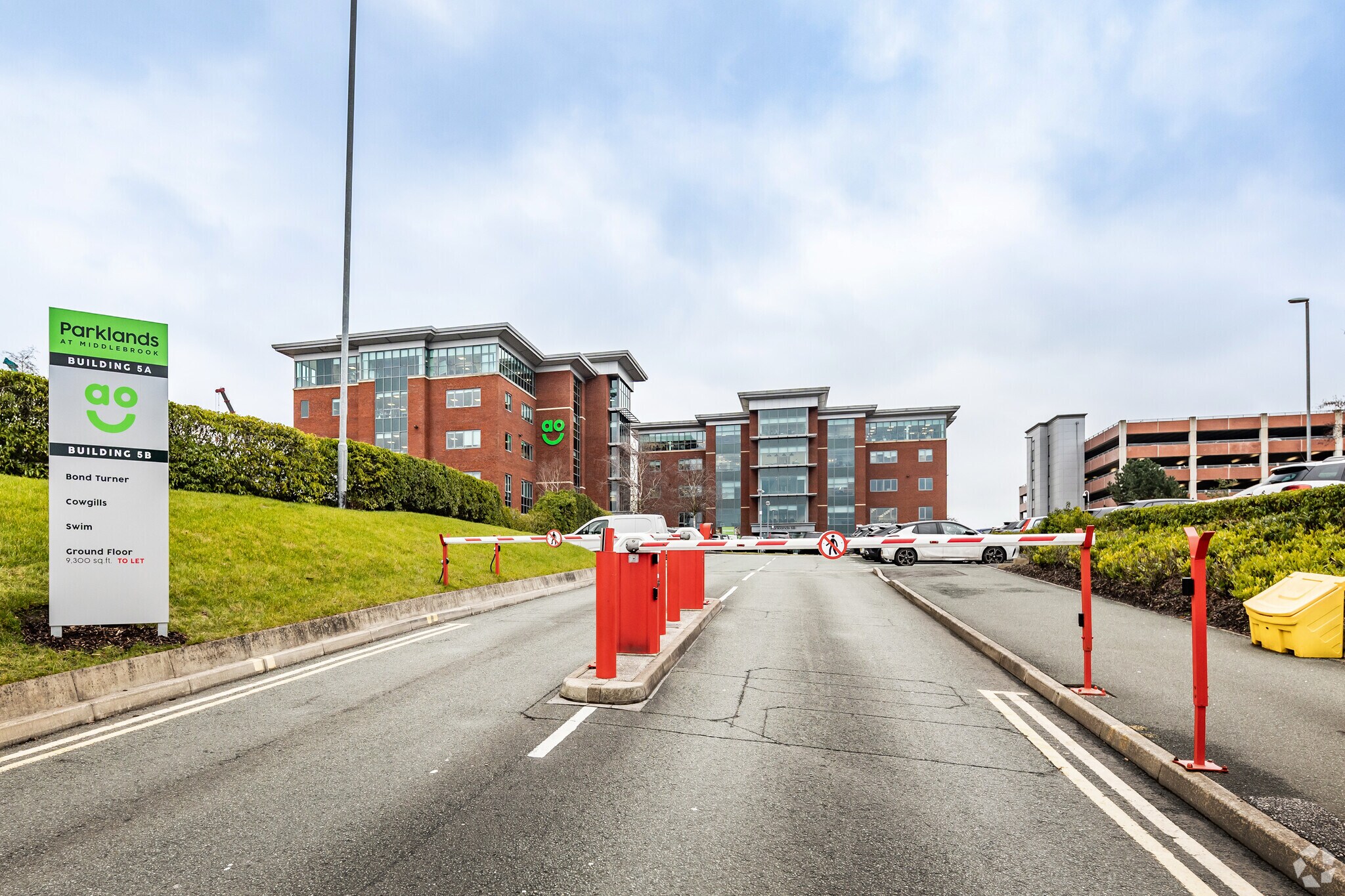 5B The Parklands, Bolton for lease Primary Photo- Image 1 of 2