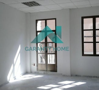 Plus de détails pour Commerce de détail à vendre