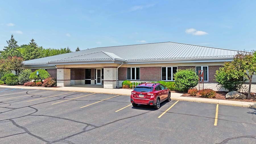 3505 Coolidge Rd, East Lansing, MI for sale - Building Photo - Image 2 of 7