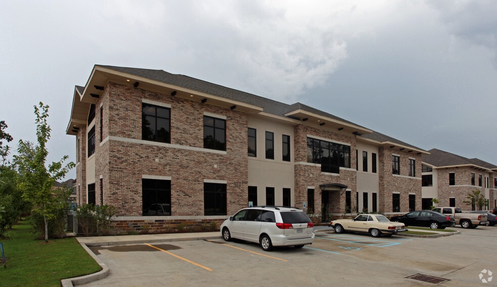 900 W Causeway Approach, Mandeville, LA for lease - Building Photo - Image 2 of 6