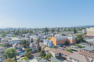 1832 Fruitvale Ave, Oakland, CA - AÉRIEN Vue de la carte - Image1