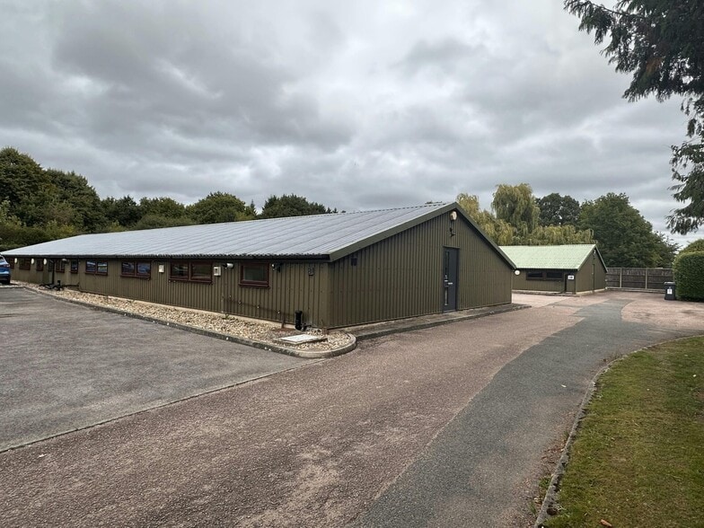 Valley Industries, 3-4 Cuckoo Lane, Tonbridge for lease - Building Photo - Image 2 of 5