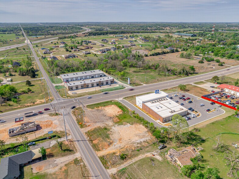 18965 23rd st, Harrah, OK à vendre - Photo du bâtiment - Image 3 de 17