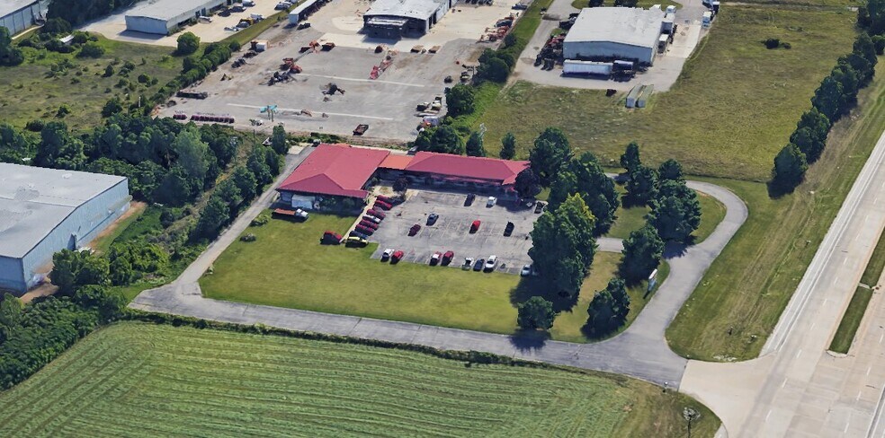 5521 W Cleveland St, South Bend, IN à louer - Photo du bâtiment - Image 3 de 11