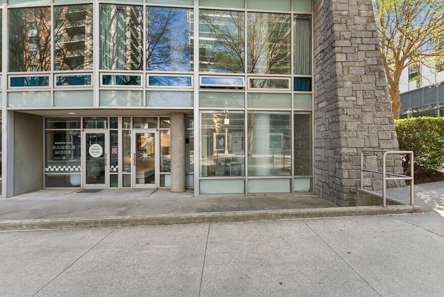 845 Spring St NW, Atlanta, GA à vendre - Photo du bâtiment - Image 2 de 10