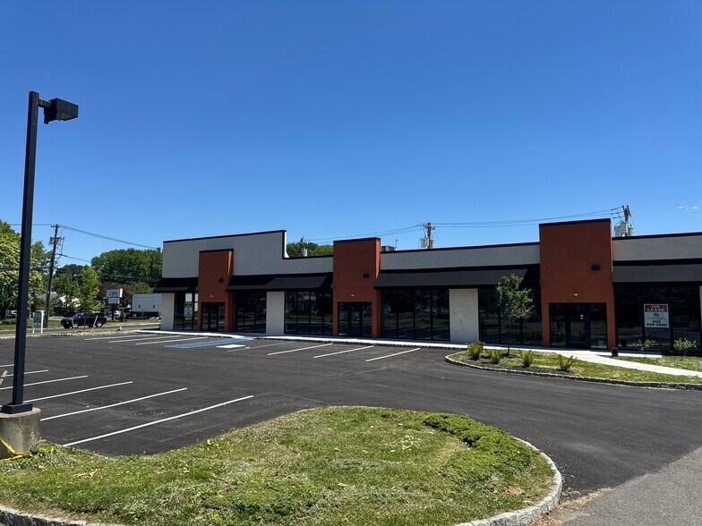 797 Route 33, Hamilton Township, NJ à louer - Photo du bâtiment - Image 2 de 4