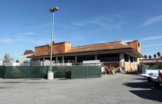 Plus de détails pour 20423-20445 Sherman Way, Winnetka, CA - Commerce de détail à louer