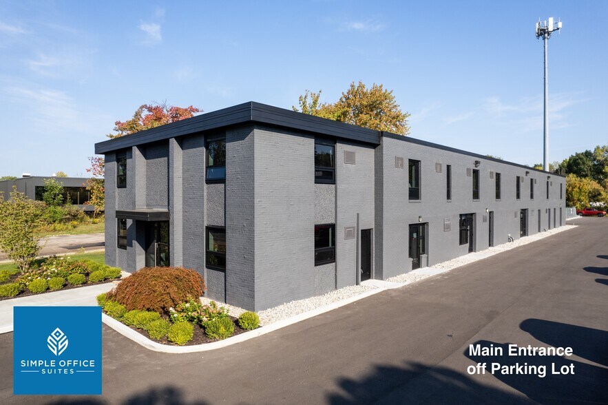 2215 Oak Industrial Dr NE, Grand Rapids, MI à louer - Photo du bâtiment - Image 2 de 12