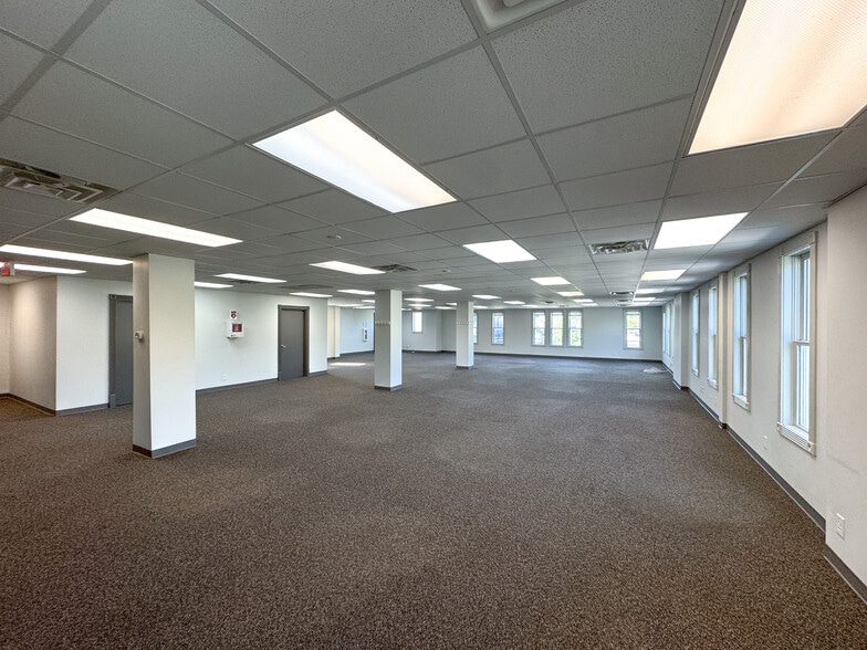 52-54 Lindsley Ave, Nashville, TN for lease - Building Photo - Image 3 of 8