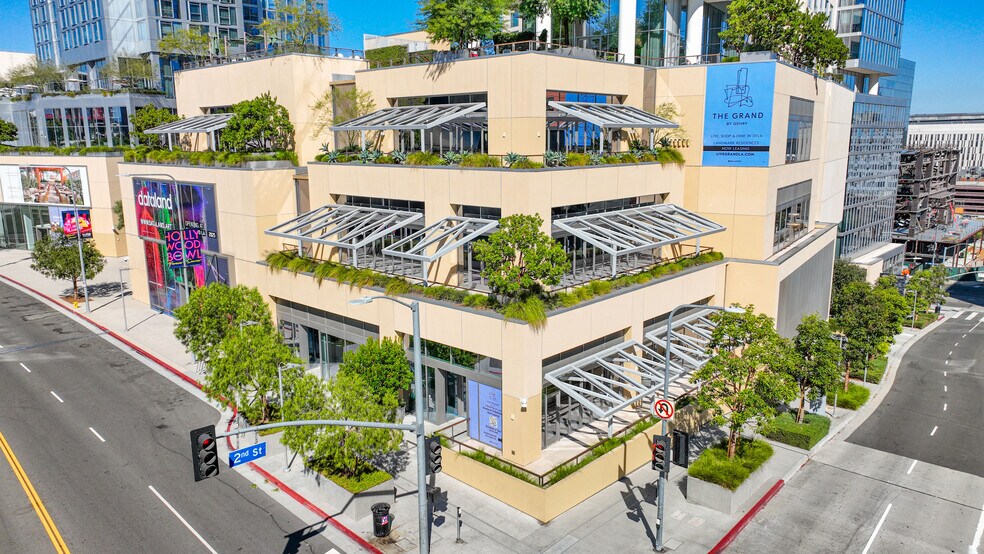 100 S Grand Ave, Los Angeles, CA à louer - Photo principale - Image 1 de 1