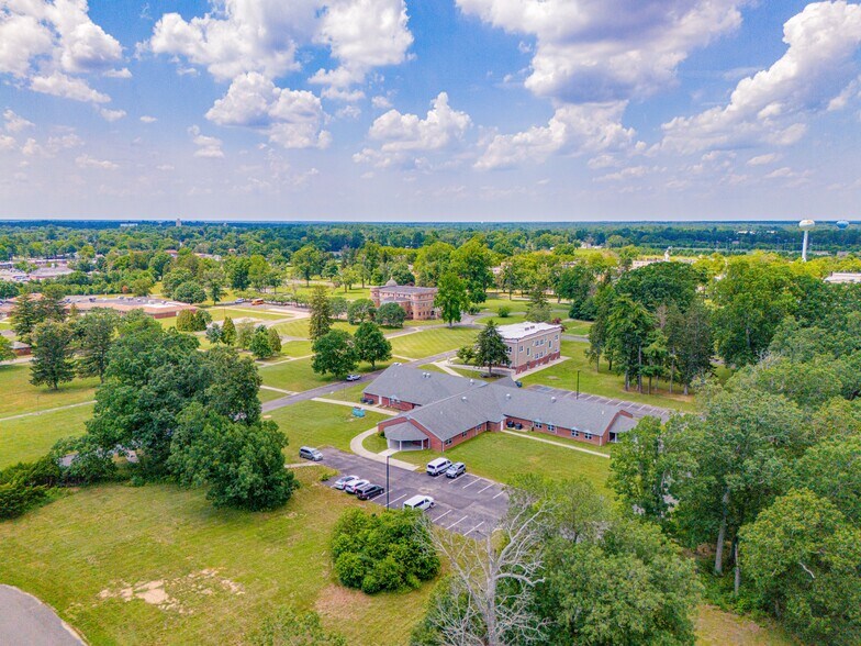 1835 E Landis Ave, Vineland, NJ à louer - Aérien - Image 2 de 15