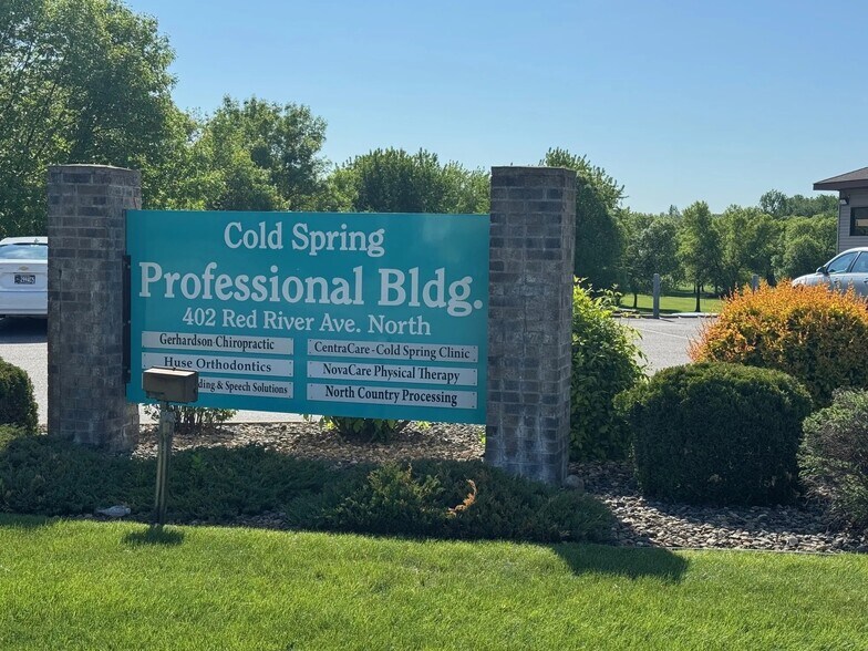 402 Red River Ave N, Cold Spring, MN à louer - Photo intérieure - Image 2 de 13